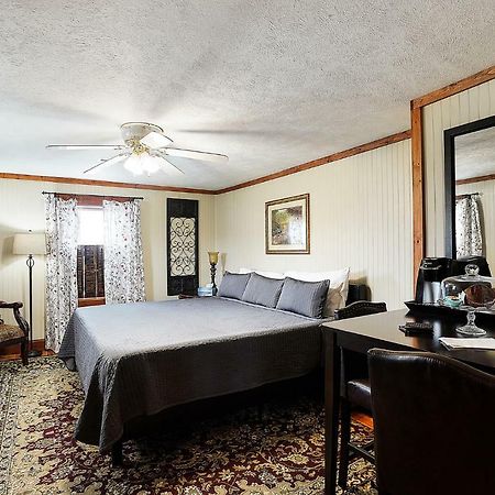 Hocking Hills Inn لوغان المظهر الخارجي الصورة