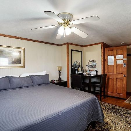 Hocking Hills Inn لوغان المظهر الخارجي الصورة