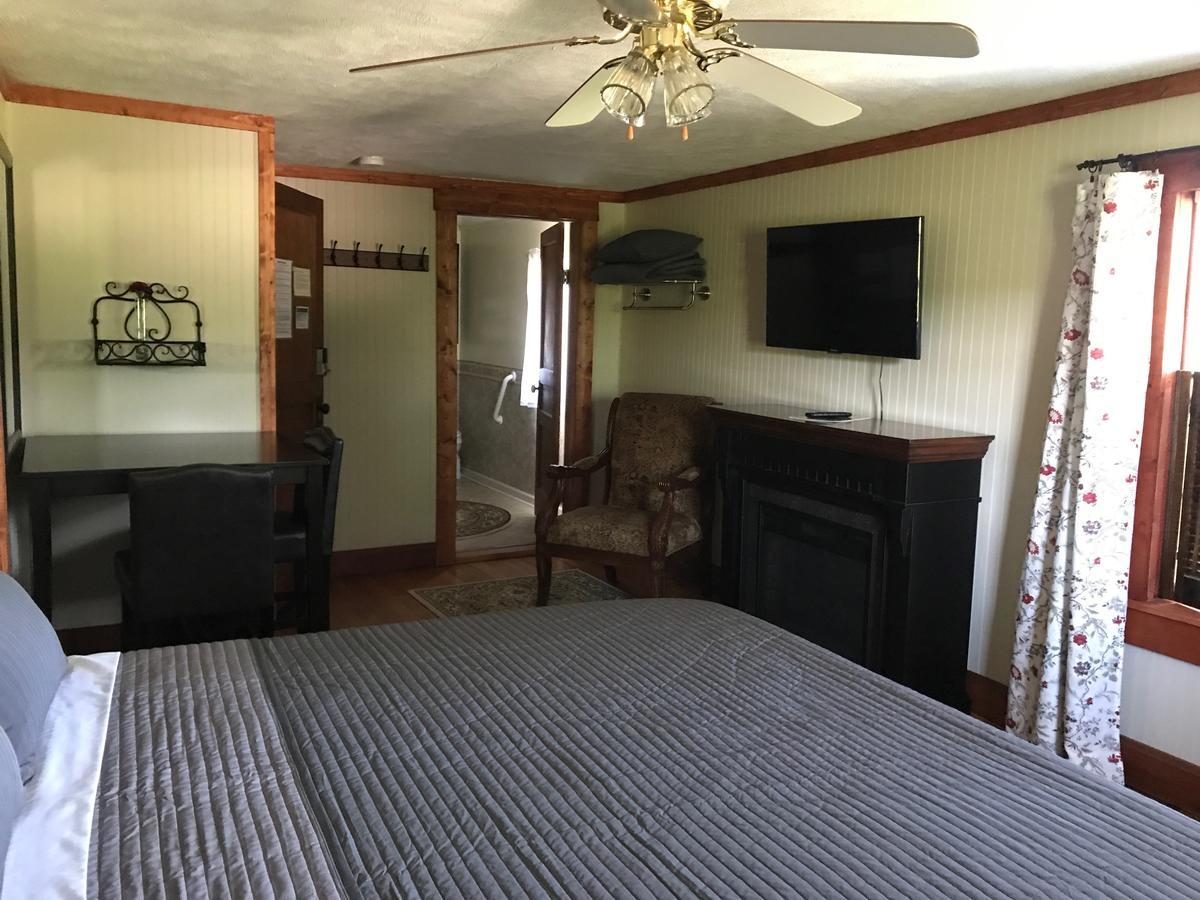 Hocking Hills Inn لوغان المظهر الخارجي الصورة