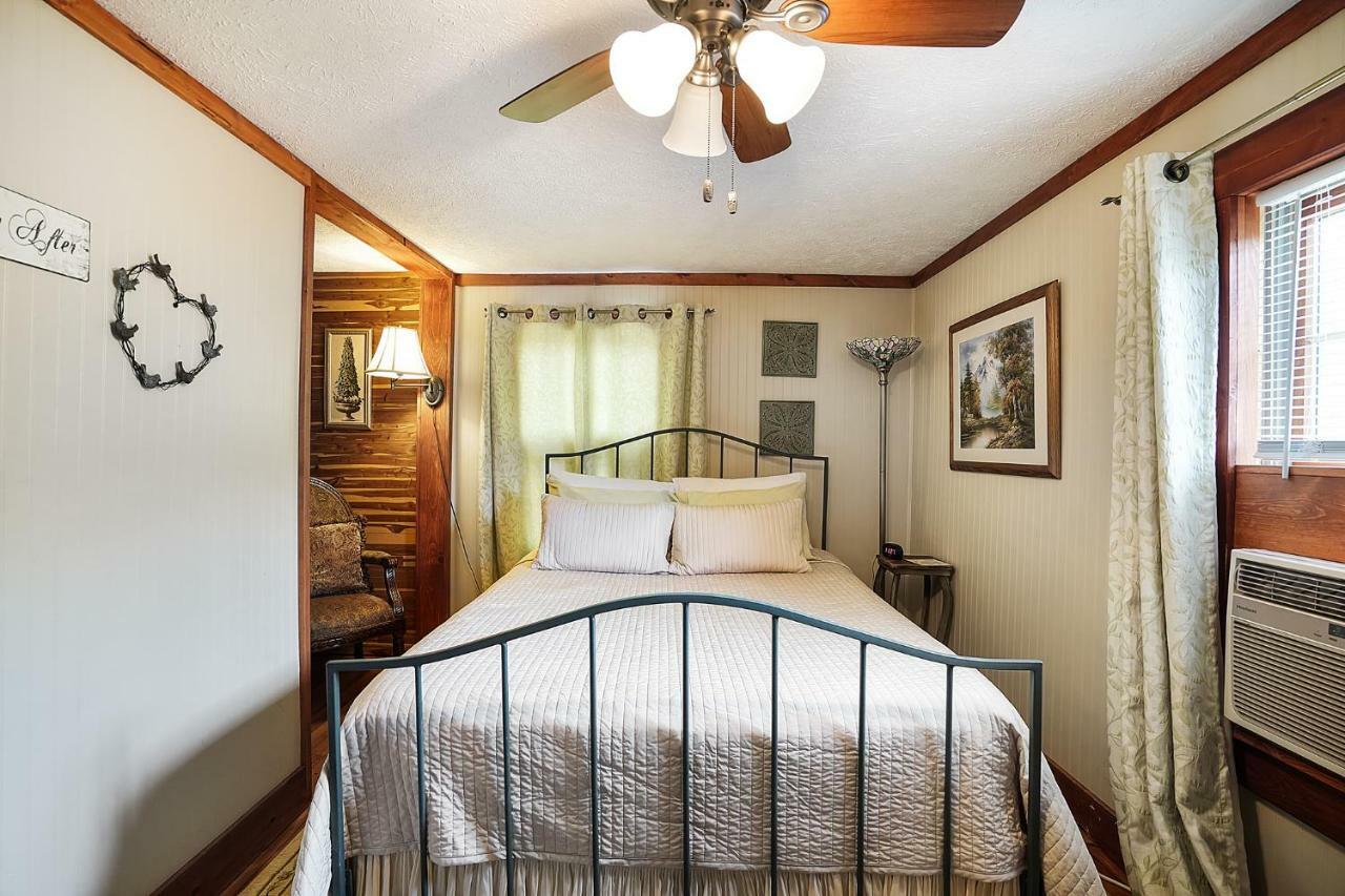 Hocking Hills Inn لوغان المظهر الخارجي الصورة