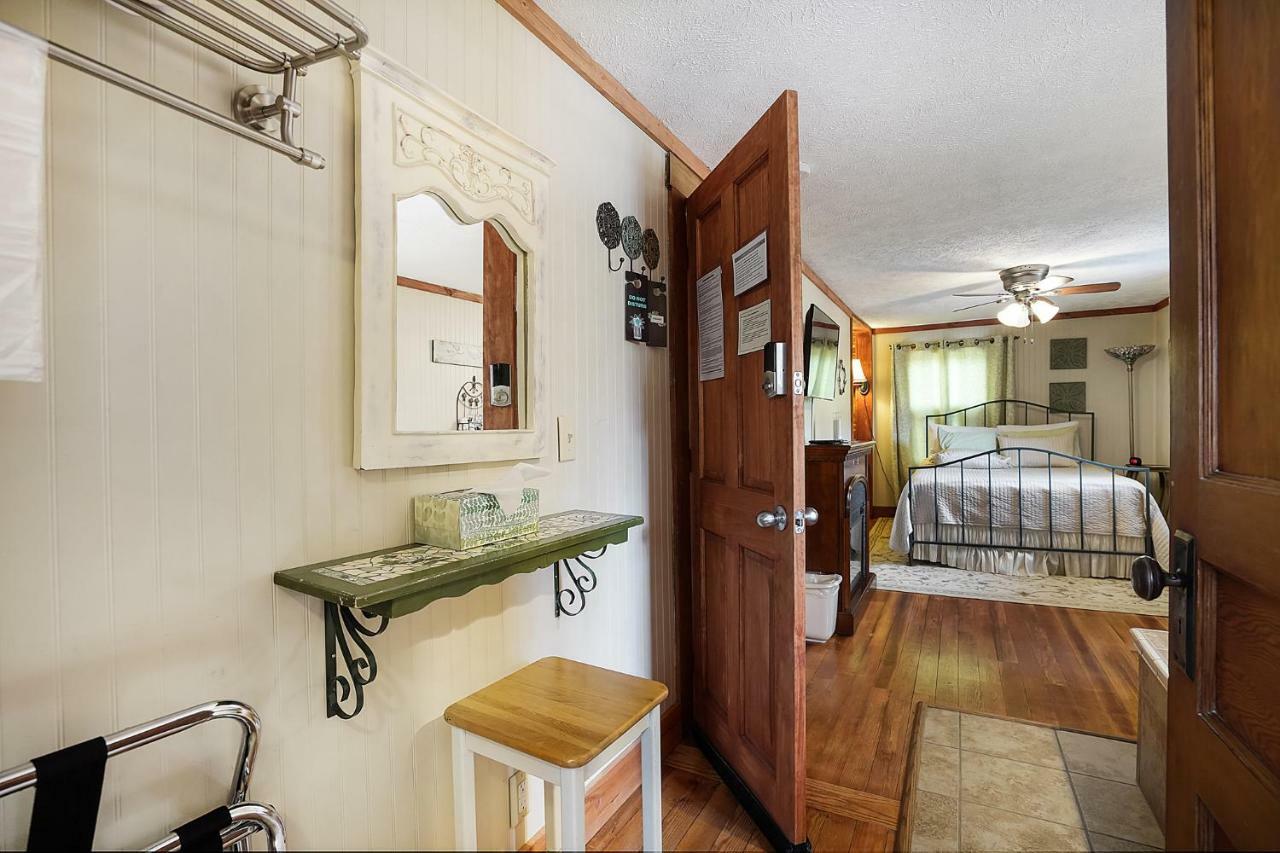 Hocking Hills Inn لوغان المظهر الخارجي الصورة