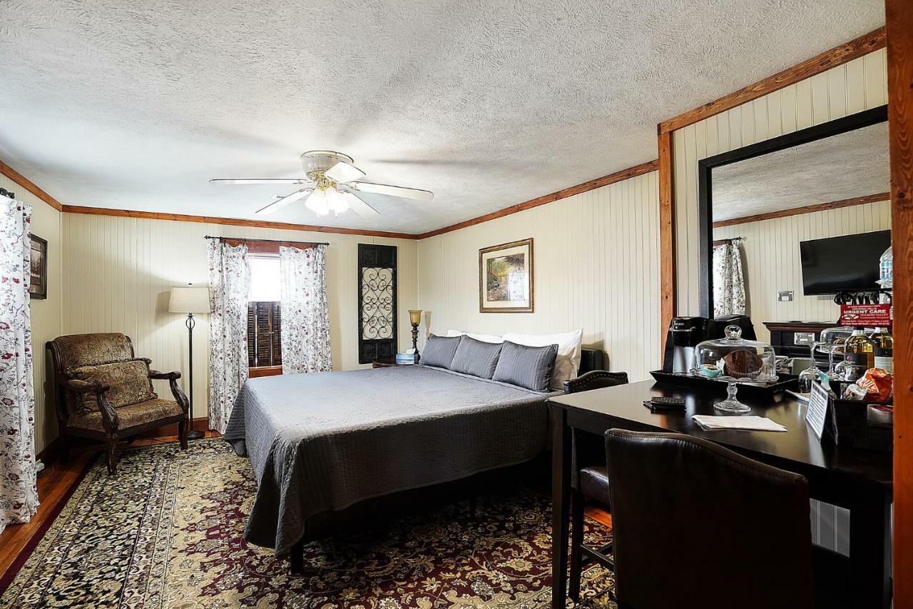 Hocking Hills Inn لوغان المظهر الخارجي الصورة